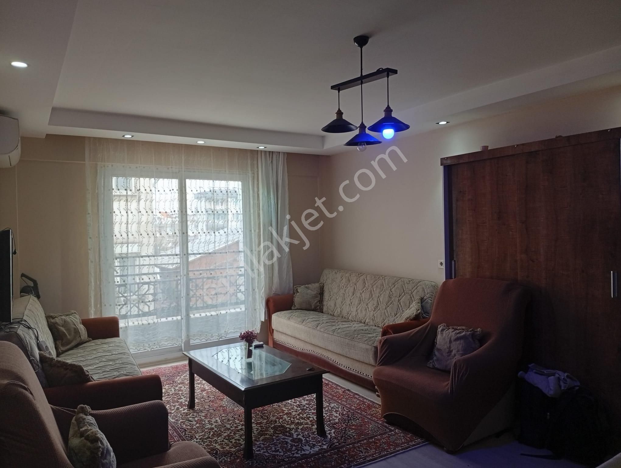Salihli Berkay Emlaktan Satılık 1+1 Klima Isıtmalı Eşyalı Daire - Görsel 4