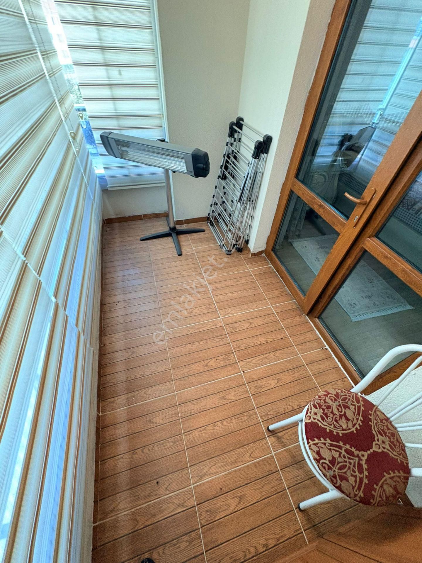 İmaremlak2'den Sarayda Tam Merkezde 4+1 Ara Katta Site Dairesi - Görsel 16