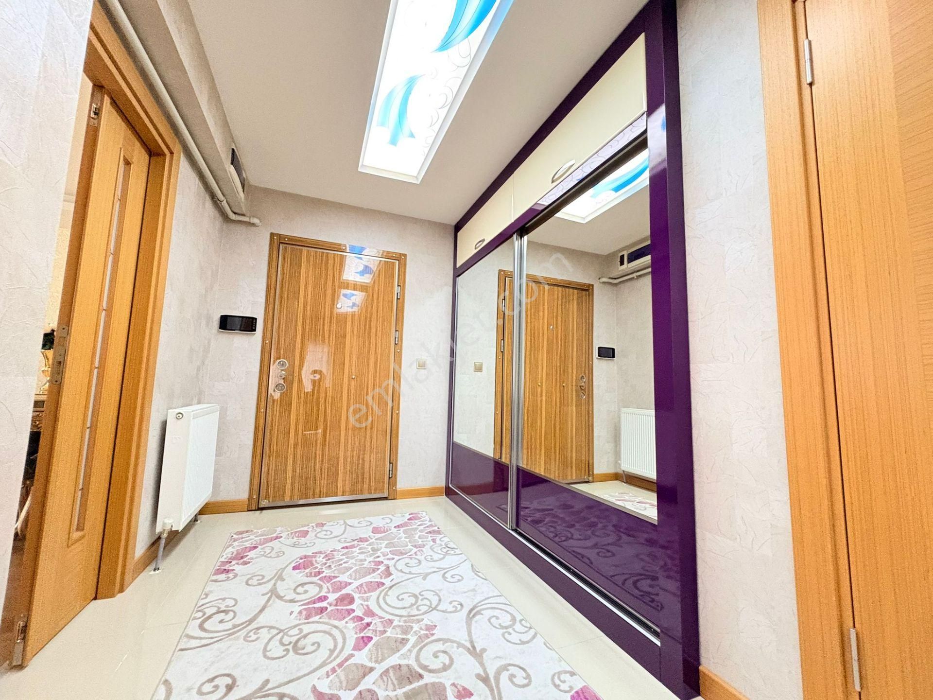 İmaremlak2'den Sarayda Tam Merkezde 4+1 Ara Katta Site Dairesi - Görsel 5