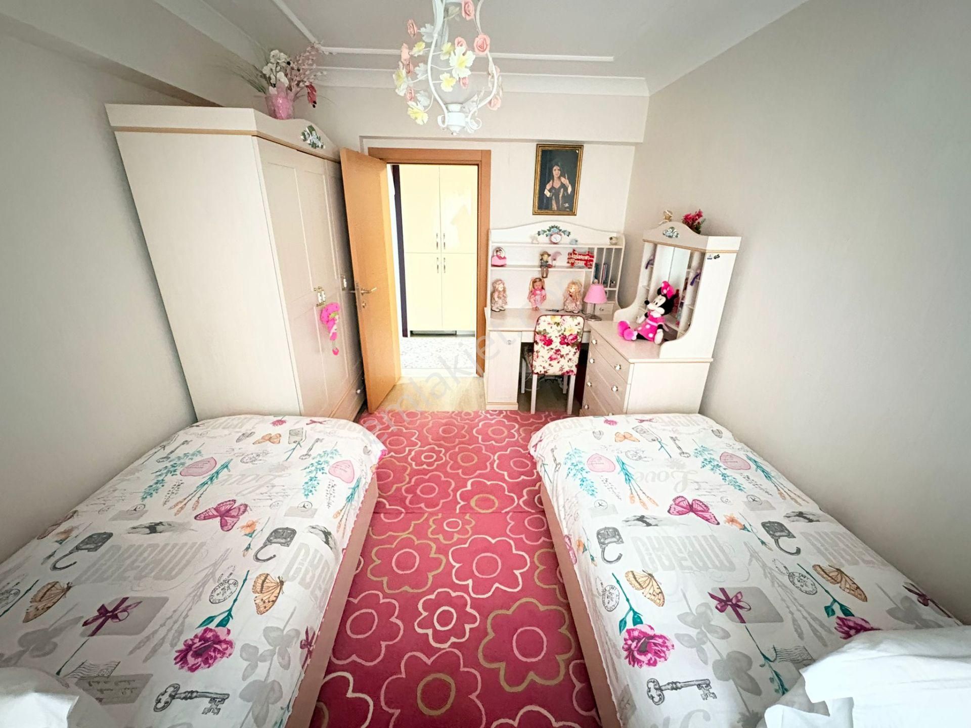 İmaremlak2'den Sarayda Tam Merkezde 4+1 Ara Katta Site Dairesi - Görsel 19