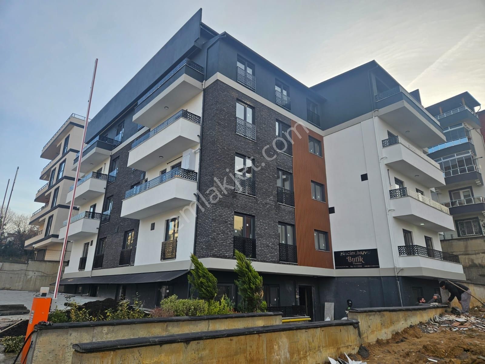 Bağçeşmede Site İçerisinde 142 M2 3+1 Sıfır Bahçe Dubleks - Görsel 2