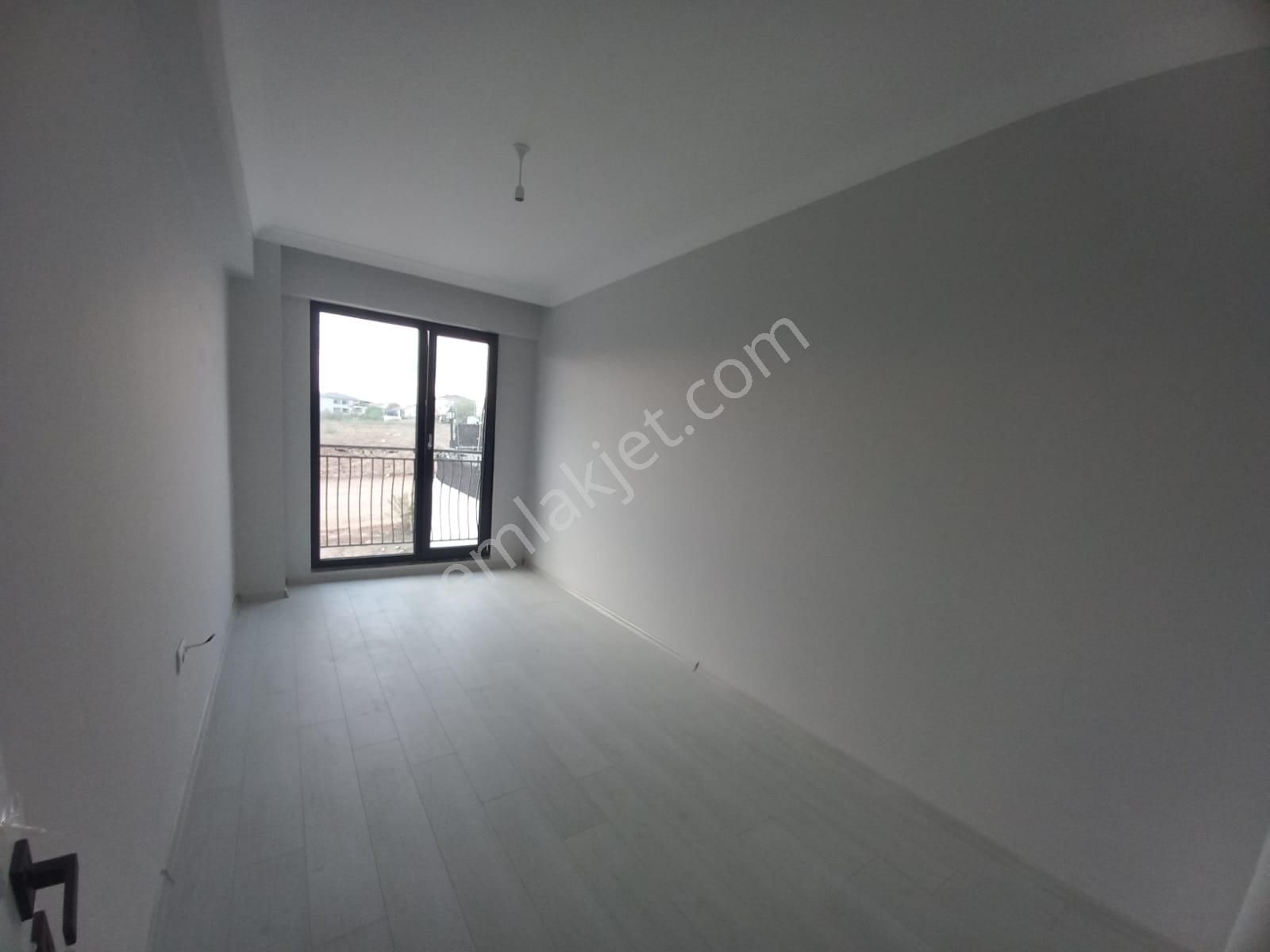 Kartepe Kent Meydanı Sitede Havuzlu,kapalı Otoparklı 3+1 Dubleks - Görsel 13