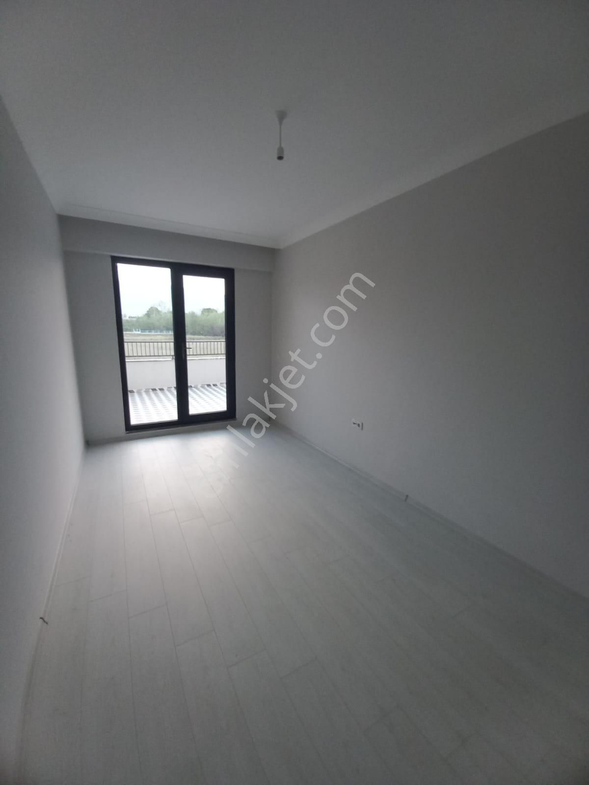 Kartepe Kent Meydanı Sitede Havuzlu,kapalı Otoparklı 3+1 Dubleks - Görsel 7