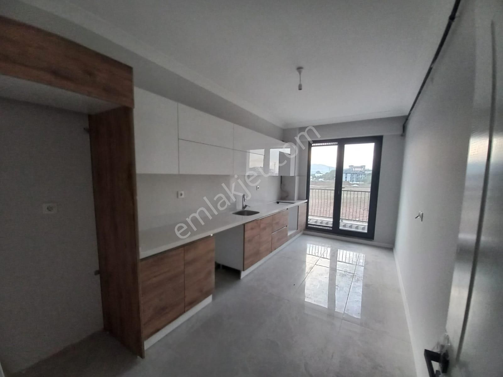 Kartepe Kent Meydanı Sitede Havuzlu,kapalı Otoparklı 3+1 Dubleks - Görsel 27