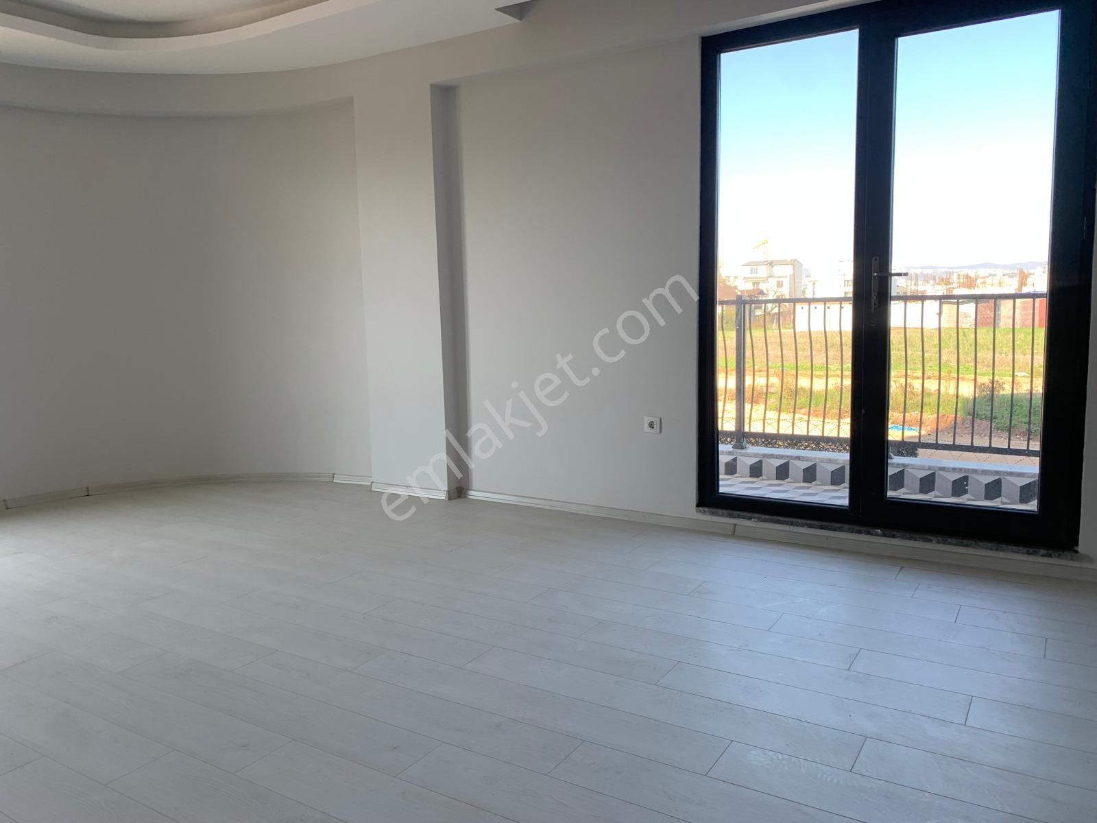 Kent Meydanı Sitede Havuzlu,kapalı Otoparklı Bahçeli 3+1-170m2 - Görsel 14