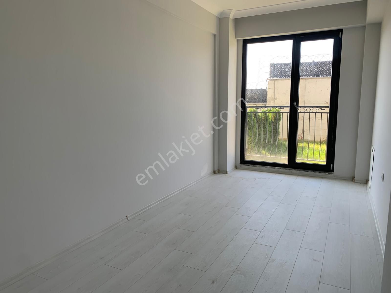 Kent Meydanı Sitede Havuzlu,kapalı Otoparklı Bahçeli 3+1-170m2 - Görsel 8