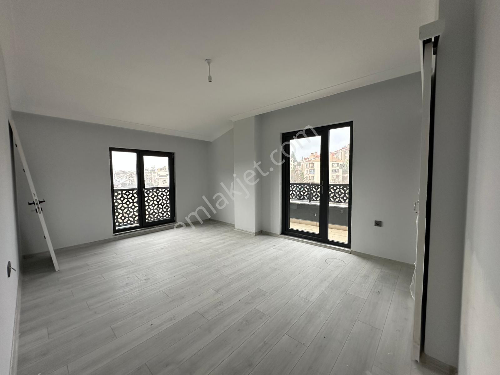 Bağçeşme Site İçi 145m2 3+1 Deniz Manzaralı Sıfır Köşe Ç.dubleks - Görsel 7