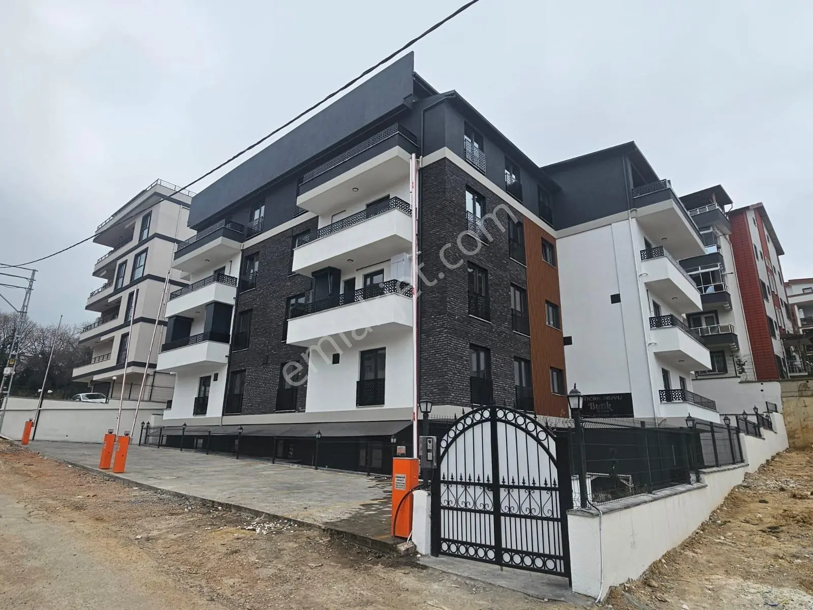 Bağçeşme Site İçi 145m2 3+1 Deniz Manzaralı Sıfır Köşe Ç.dubleks