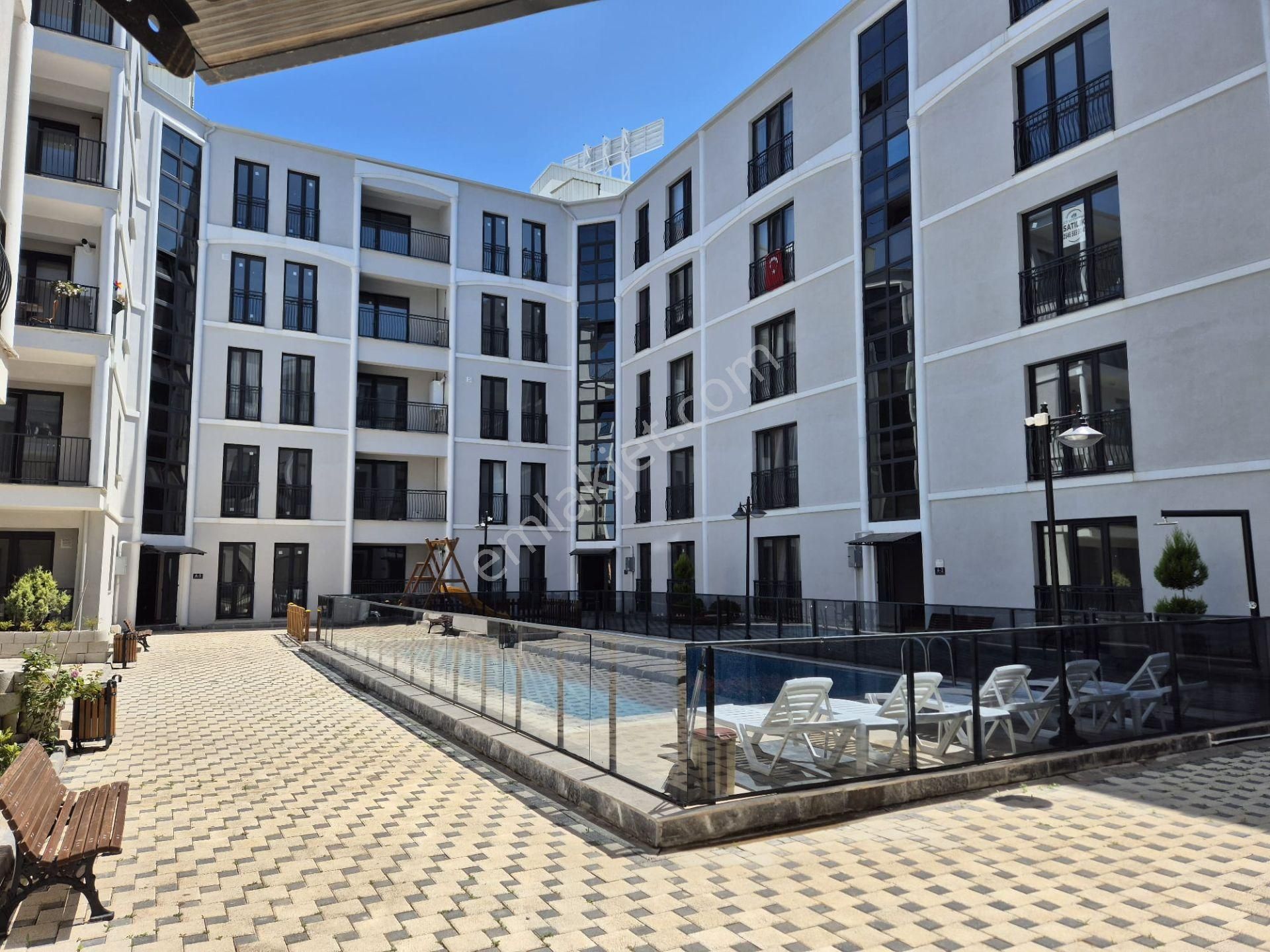 Kentmeydanı Güvenlikli Sitede Önüaçık Otoparklı 3+1 Çatı Dubleks - Görsel 24