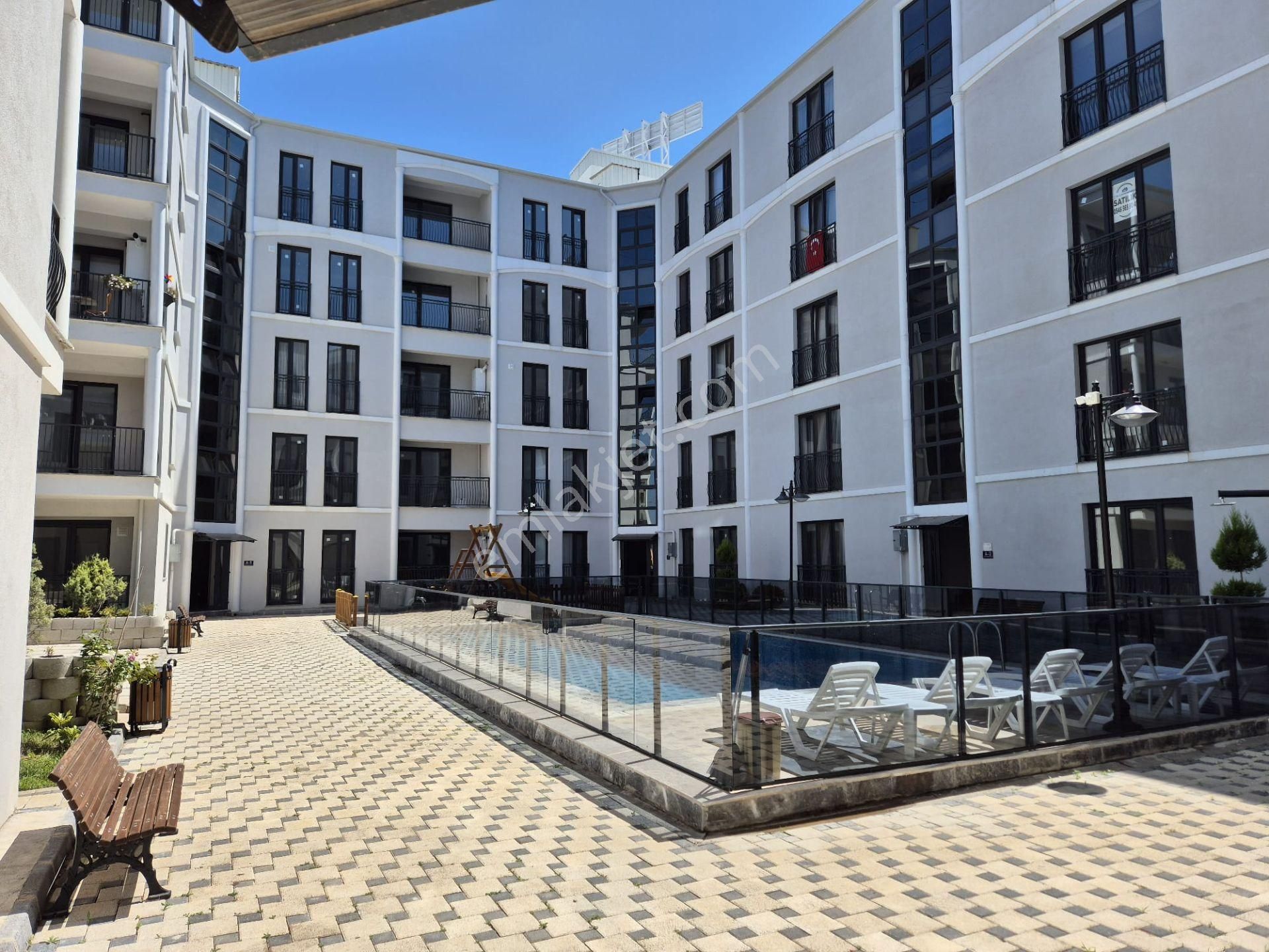 Kentmeydanı Güvenlikli Sitede Önüaçık Otoparklı 3+1 Çatı Dubleks - Görsel 22