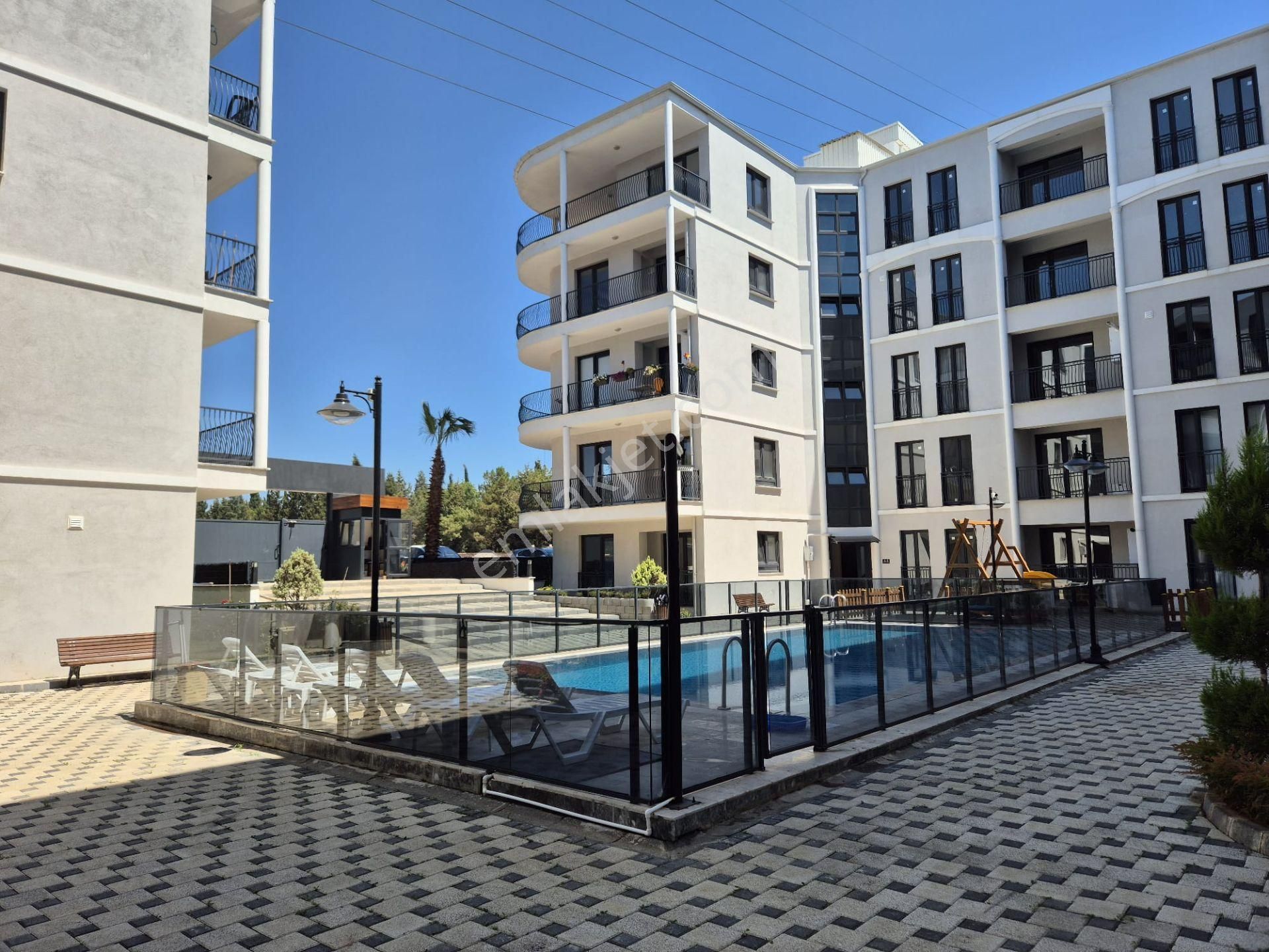 Kentmeydanı Güvenlikli Sitede Önüaçık Otoparklı 3+1 Çatı Dubleks - Görsel 19