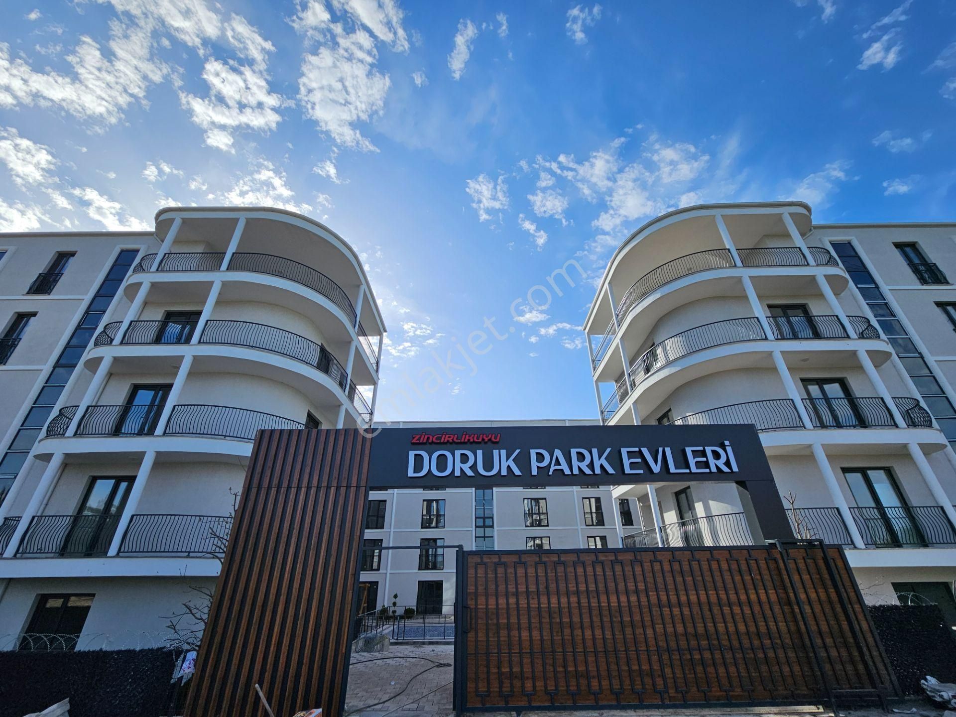 Kentmeydanı Güvenlikli Sitede Önüaçık Otoparklı 3+1 Çatı Dubleks - Görsel 3