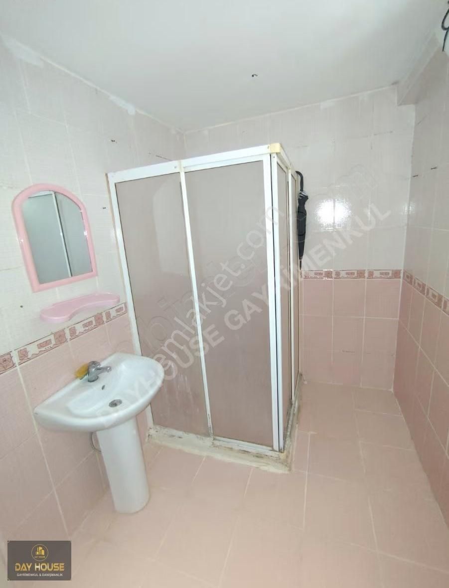 Day House'den Masrafsız Kullanışlı Giriş Kat Daire - Görsel 4