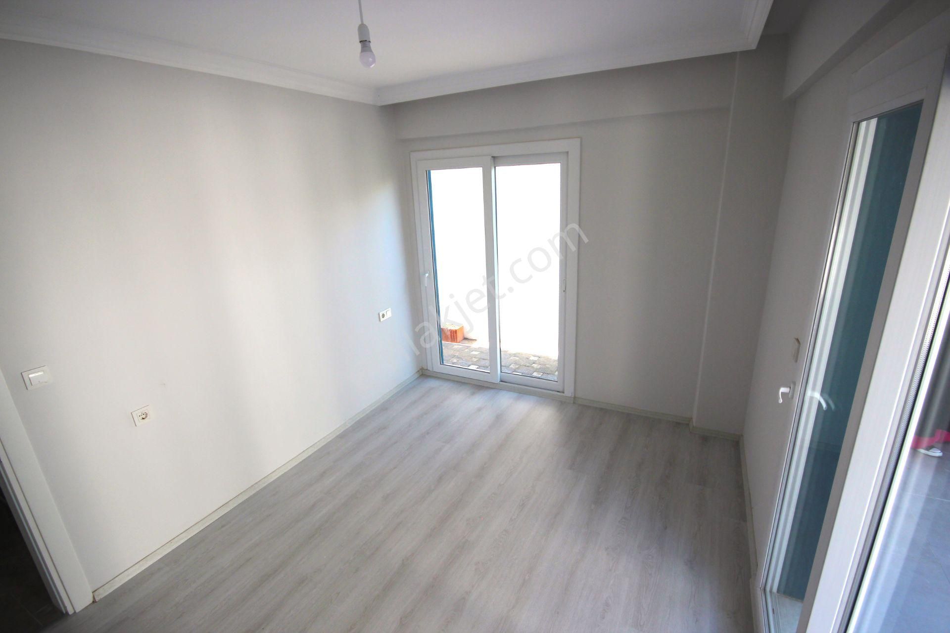 Goldhouse Dan Menteşeoğlu Mahallesinde Müstakil Girişli Satılık 1+1 Ayrı Mutfaklı Daire - Görsel 8