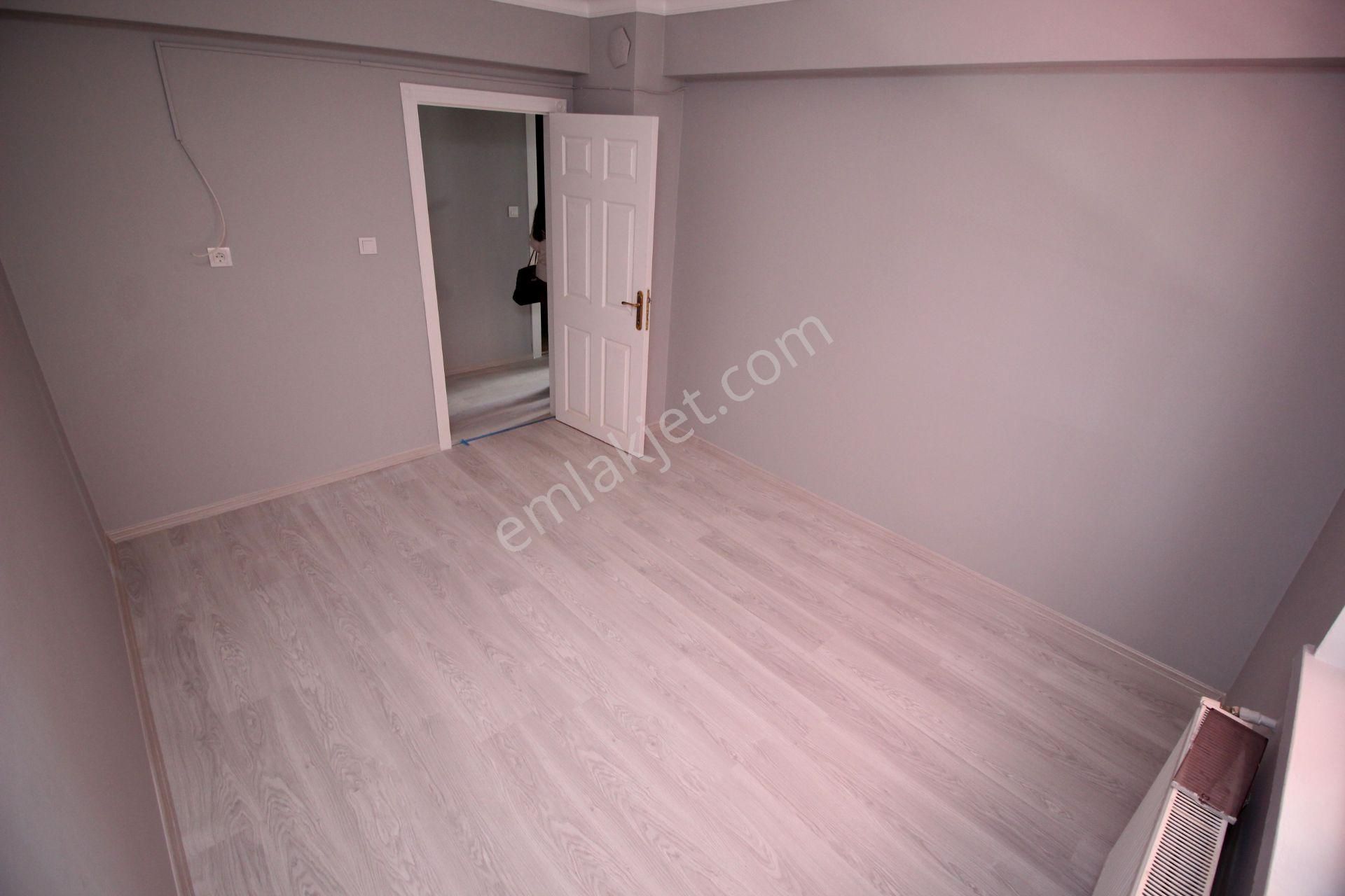 Emre Emlak'tan Piyade'de Cadde Yanı Full Yapılı Arakat Boş 3+1 Satılık Daire - Görsel 13