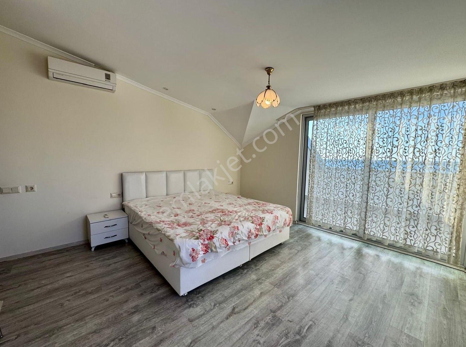 Alanya Kargıcak Mah.deniz Manzaralı Eşyalı Satılık 4+1 Dubleks - Görsel 18