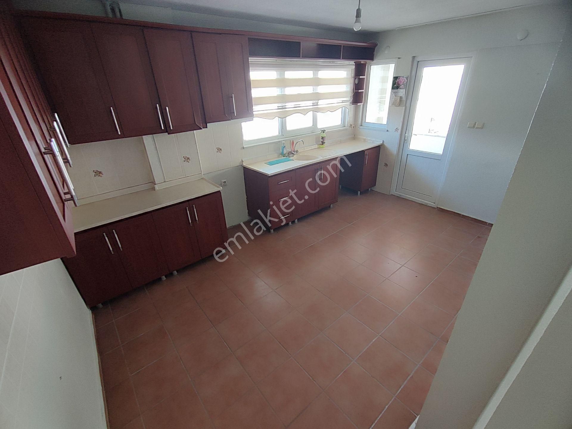 Kardeşten Kiralık - İkizçay 2.köprü Civarı Denize 100 Mt. Geniş 4+1 Dubleks Daire - Görsel 15