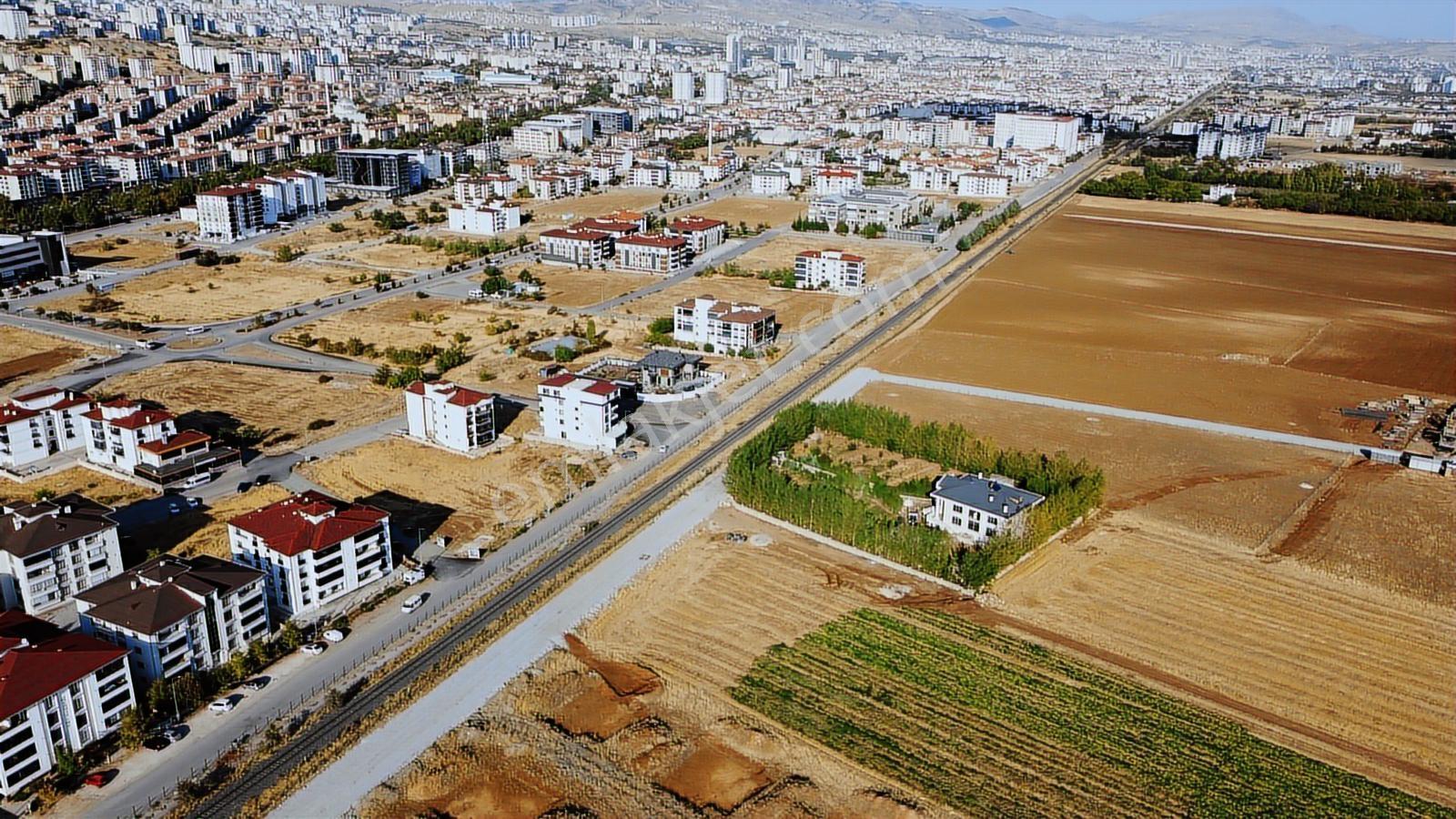 Emre Gm/den Ataşehir'de Muhteşem Konumlu Villa Arsası - Görsel 17
