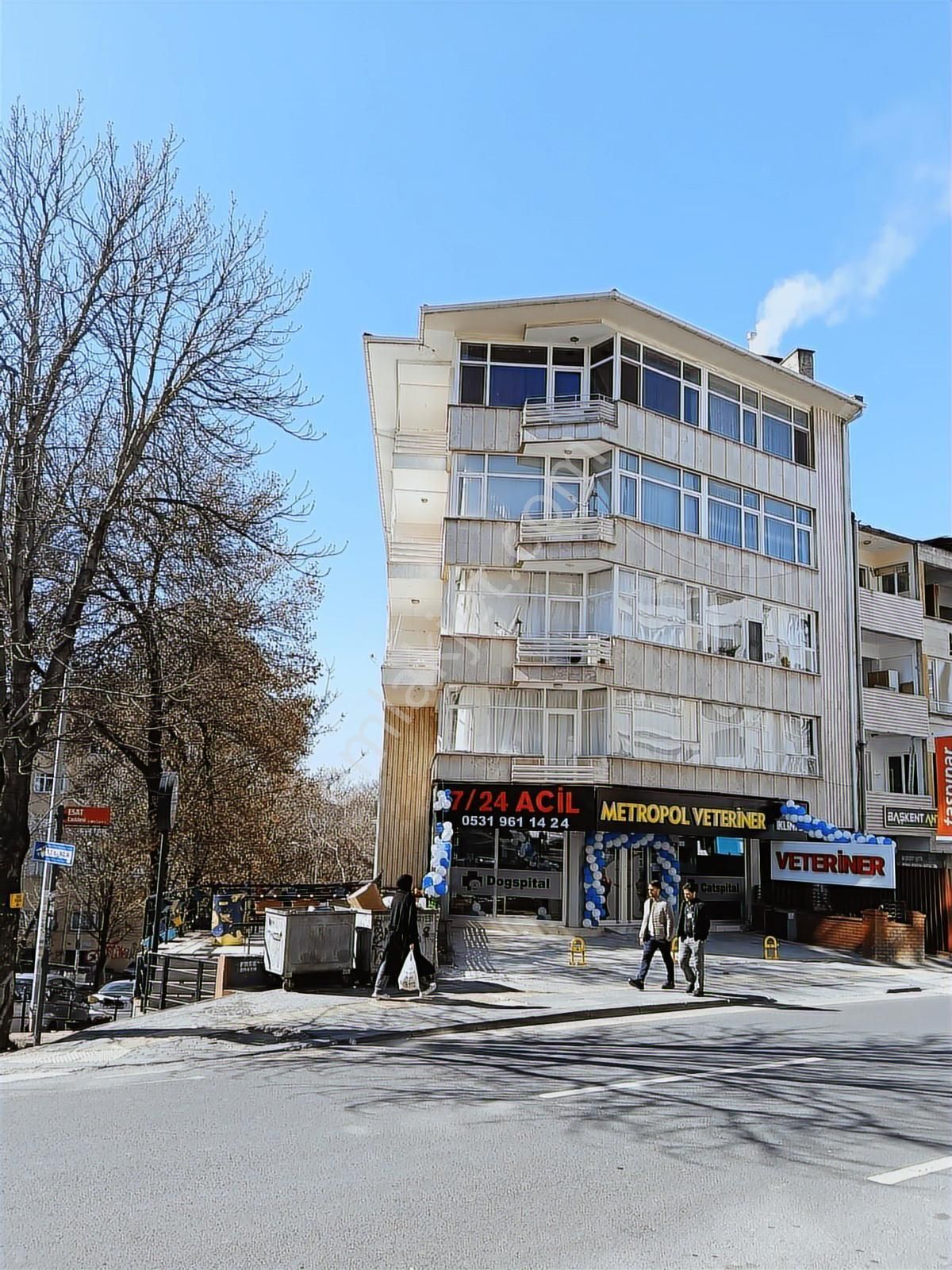 Esat Caddesinde Geniş Bakımlı 3+1 - Görsel 4