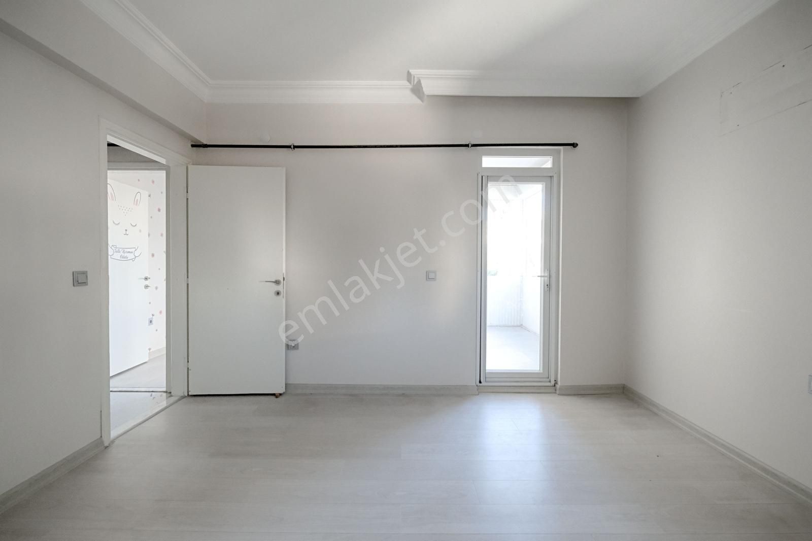 Çağrı Emlak'tan Metropol Çarşı Kavşağında Bakımlı 3+1 Daire - Görsel 5