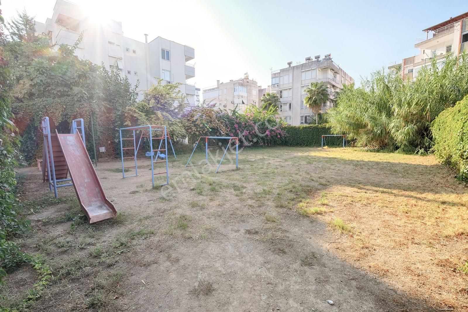 Çağrı Emlak'tan Metropol Çarşı Kavşağında Bakımlı 3+1 Daire - Görsel 35