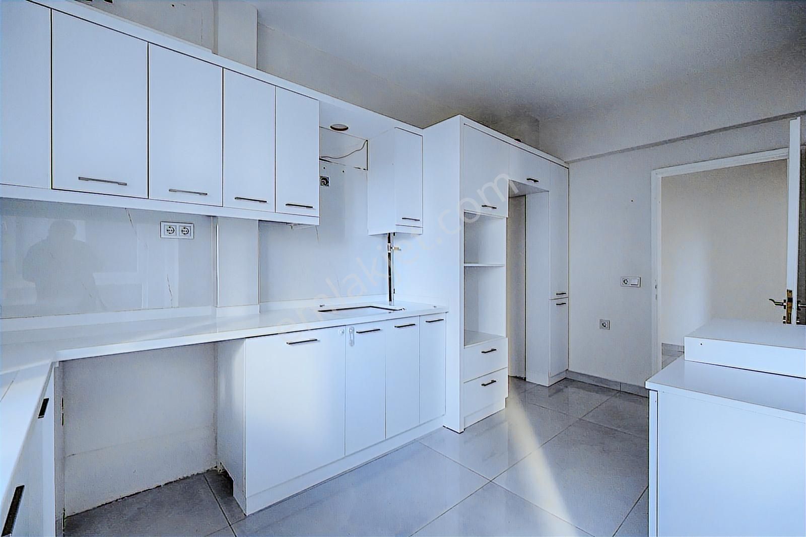 Çağrı Emlak'tan Metropol Çarşı Kavşağında Bakımlı 3+1 Daire - Görsel 28