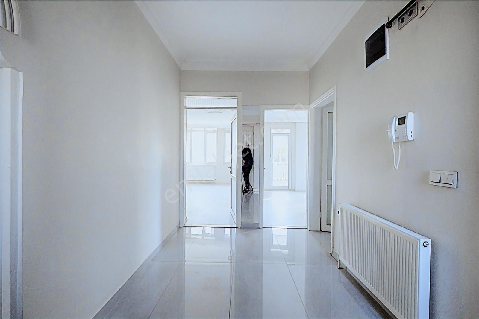 Çağrı Emlak'tan Metropol Çarşı Kavşağında Bakımlı 3+1 Daire - Görsel 27