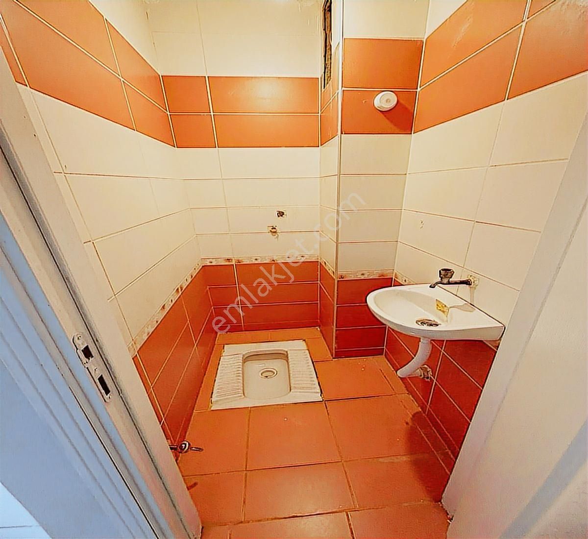 Balıkyolu Mh 2+1 110m² Yüksek Giriş Köşe Başı Karanlık Odası Yok - Görsel 7