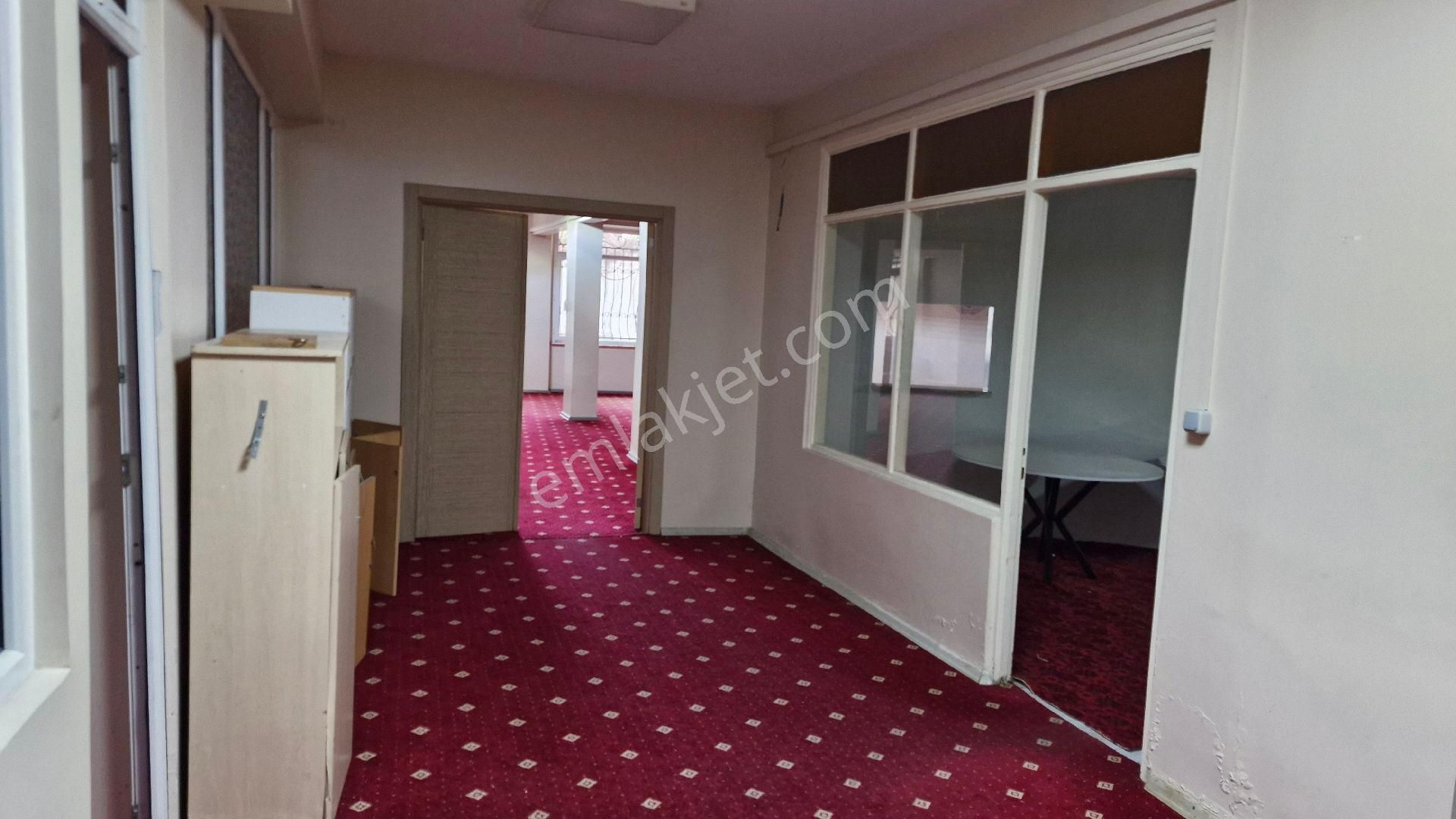 Bayrampaşa Merkezde Kiralık Dükkan