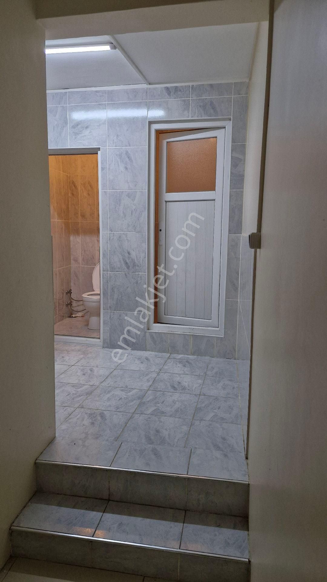 Bayrampaşa Merkezde Kiralık Dükkan - Görsel 6