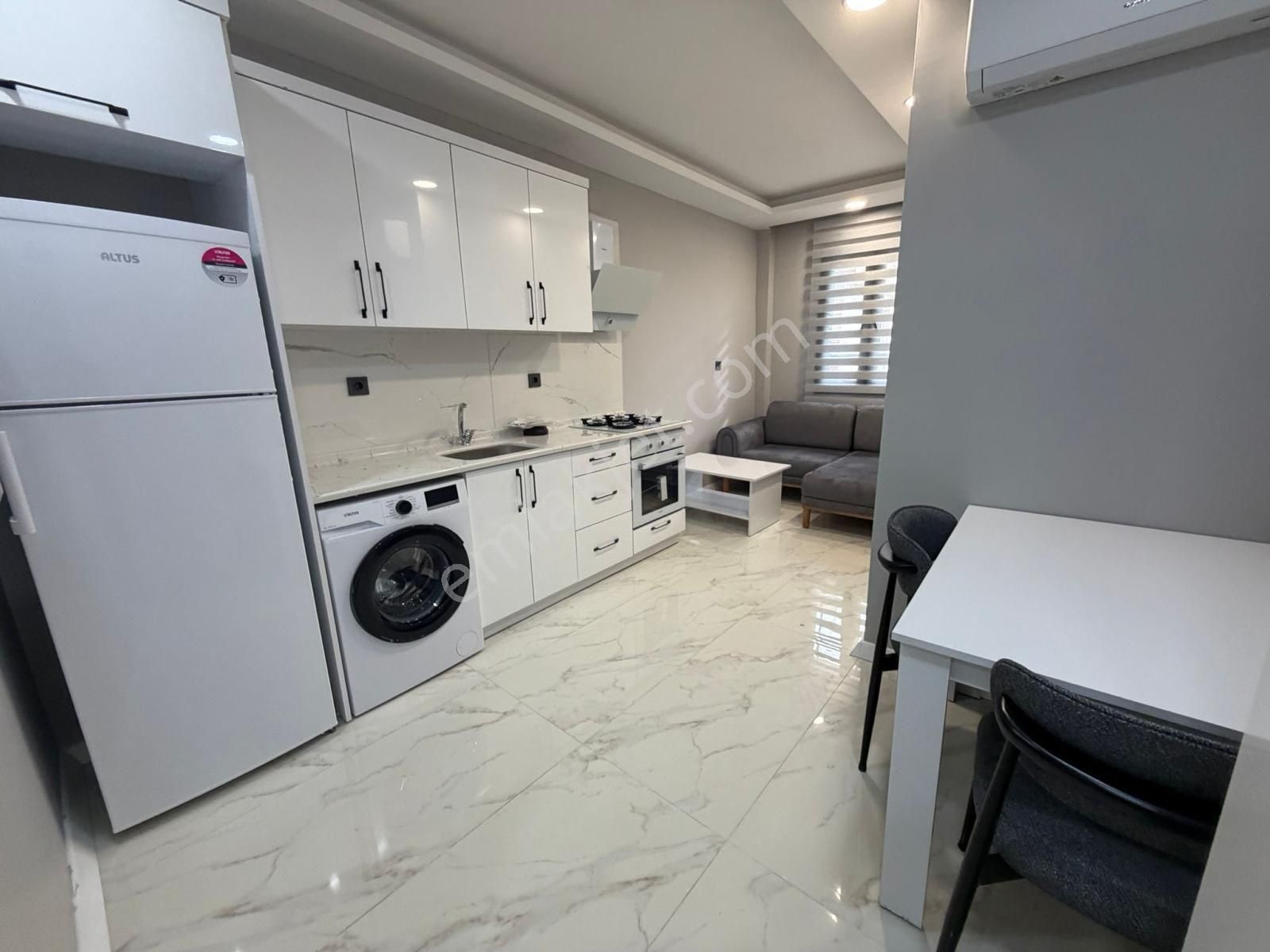 Adana/seyhan Yeşilyurt Mahallesinde Merkezi Konumda Lüx Eşyalı 1+1 Kiralık Daire - Görsel 13