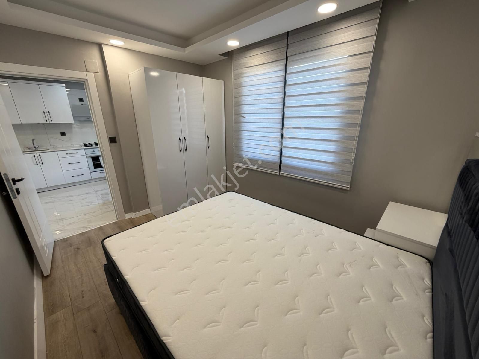 Adana/seyhan Yeşilyurt Mahallesinde Merkezi Konumda Lüx Eşyalı 1+1 Kiralık Daire - Görsel 11