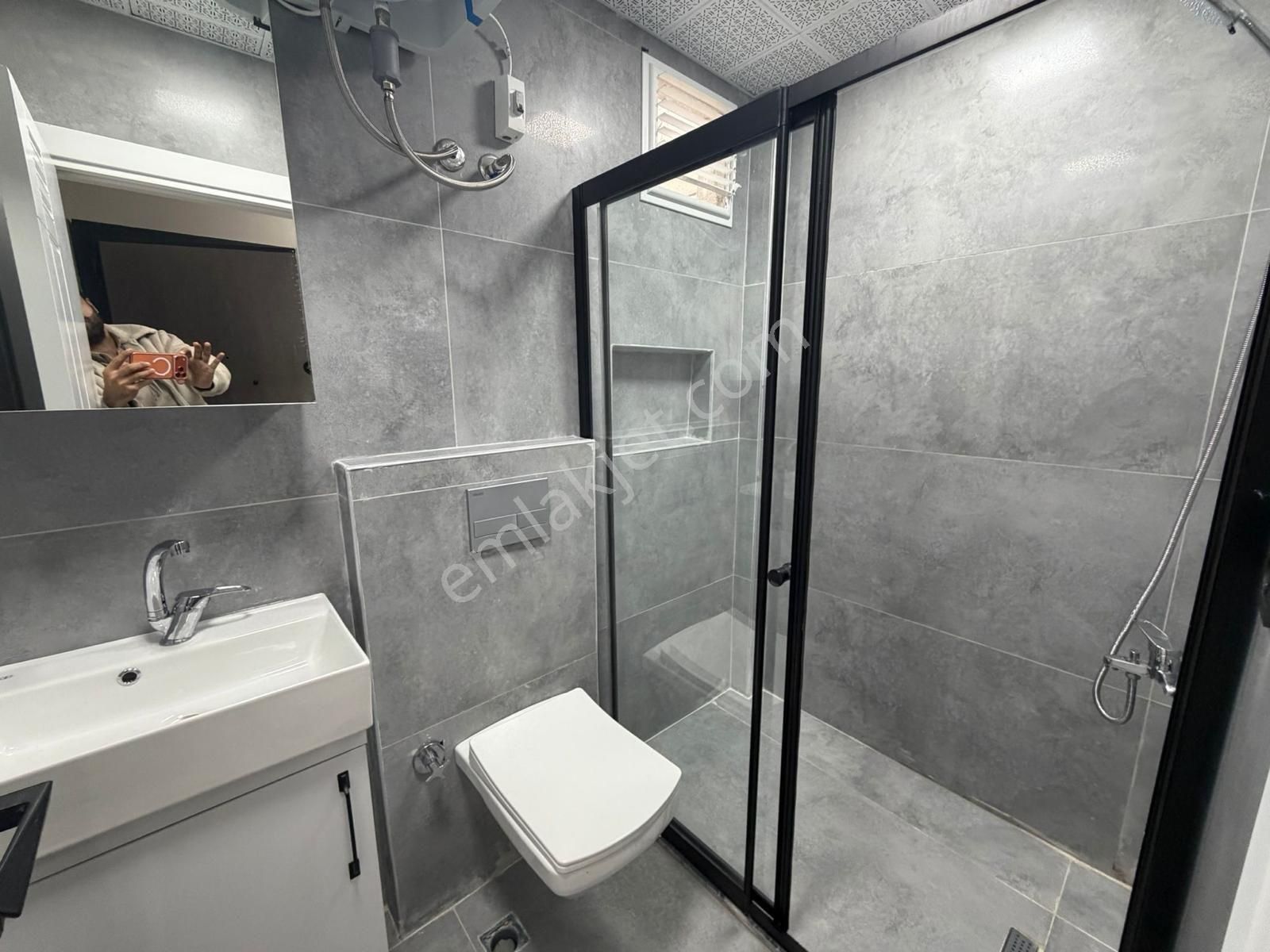 Adana/seyhan Yeşilyurt Mahallesinde Merkezi Konumda Lüx Eşyalı 1+1 Kiralık Daire - Görsel 15