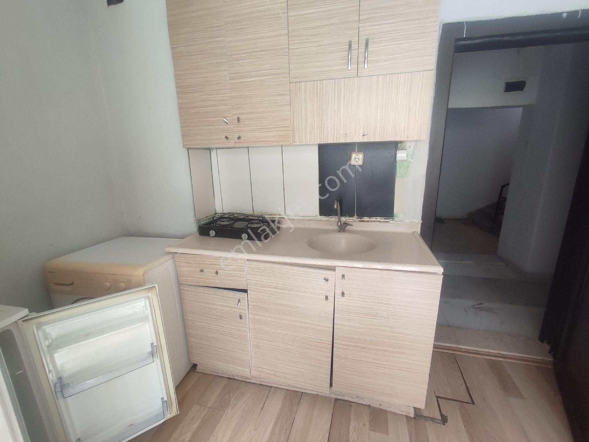 Beyaz Evler Mahallesi Eşyalı Daire 1+0 - Görsel 8
