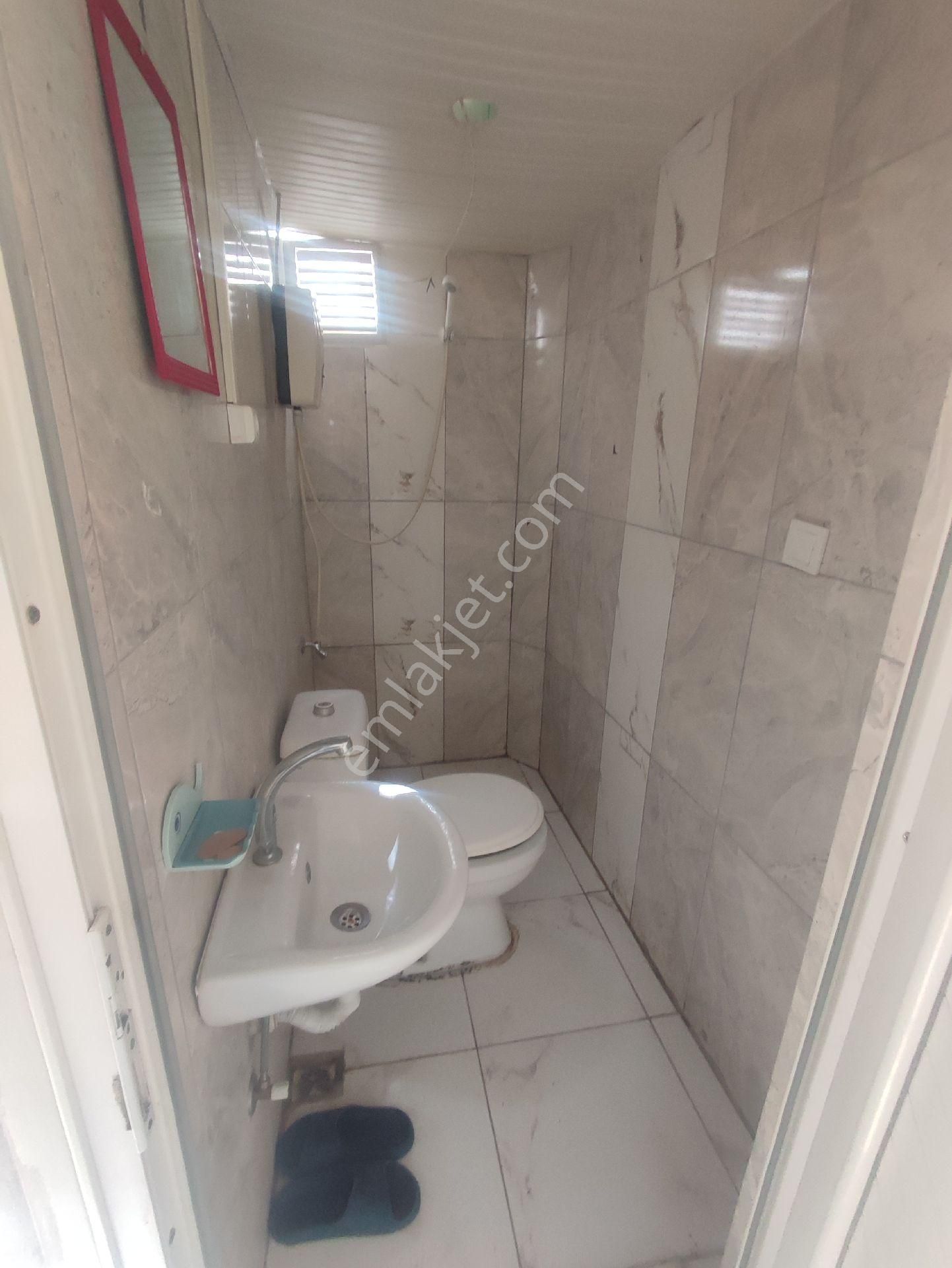Beyaz Evler Mahallesi Eşyalı Daire 1+0 - Görsel 2