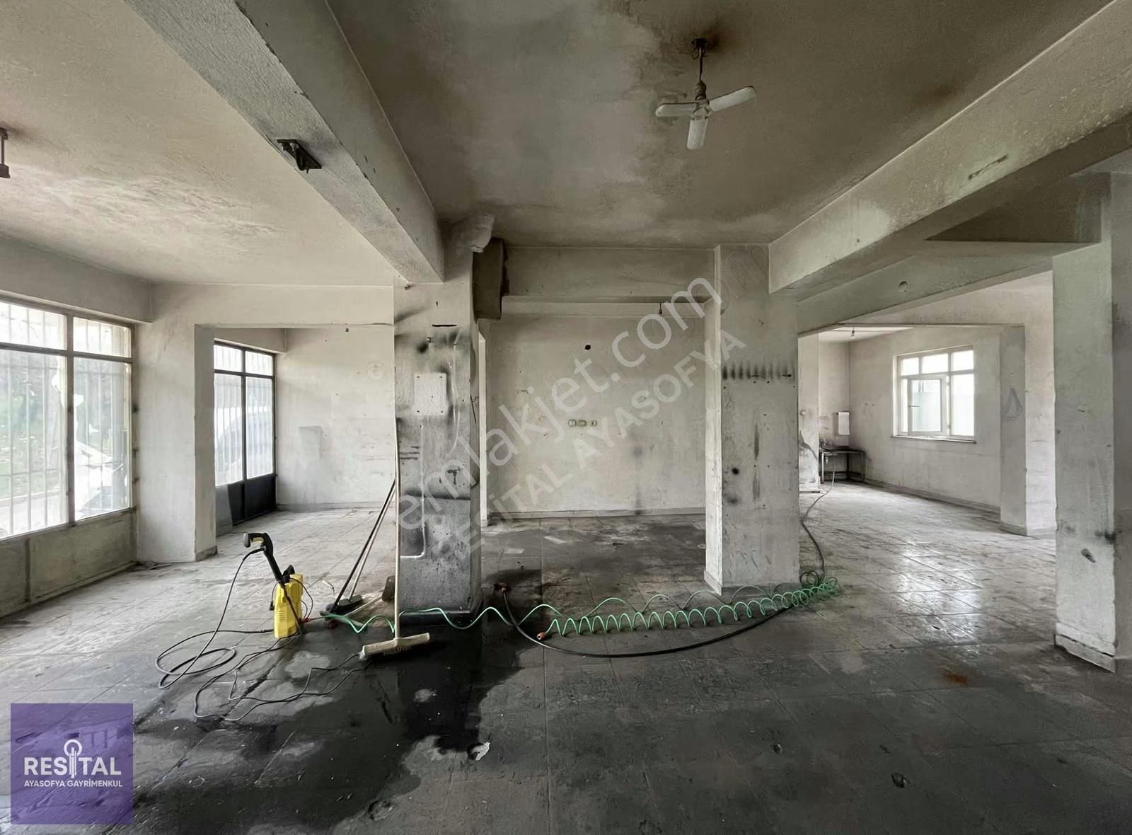 Emek Mah Turgut Özal Cad Üzeri 135 M2 Kiralık Dükkan İşyeri - Görsel 9