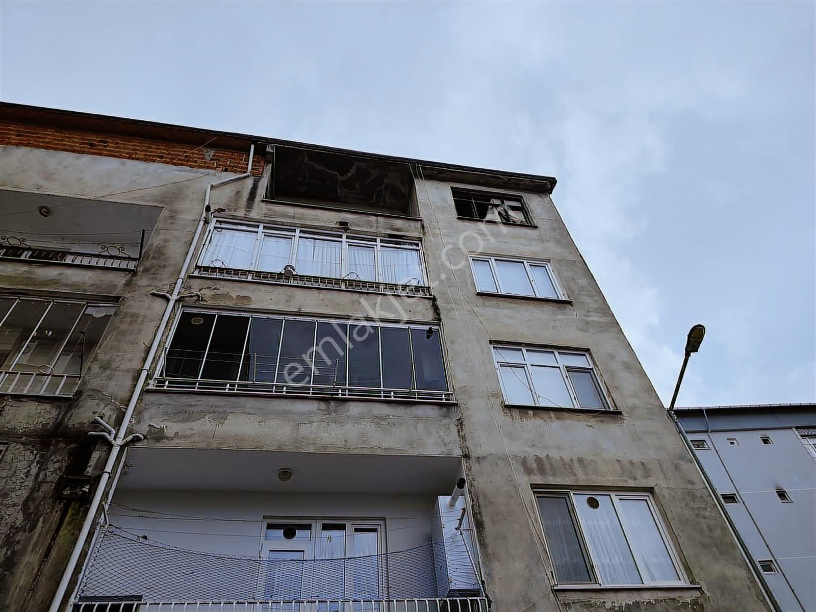 Görgülü Emlaktan Satılık 2+1 Daire Terme - Görsel 10