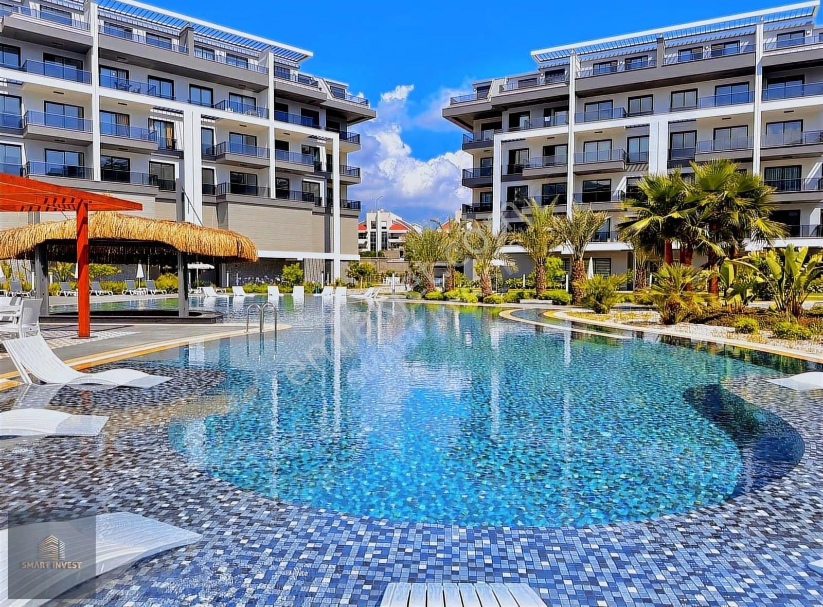 Metro Alışveriş Merkezi Arkası Lüks Site İçi Kiralık 1+1 Daire..