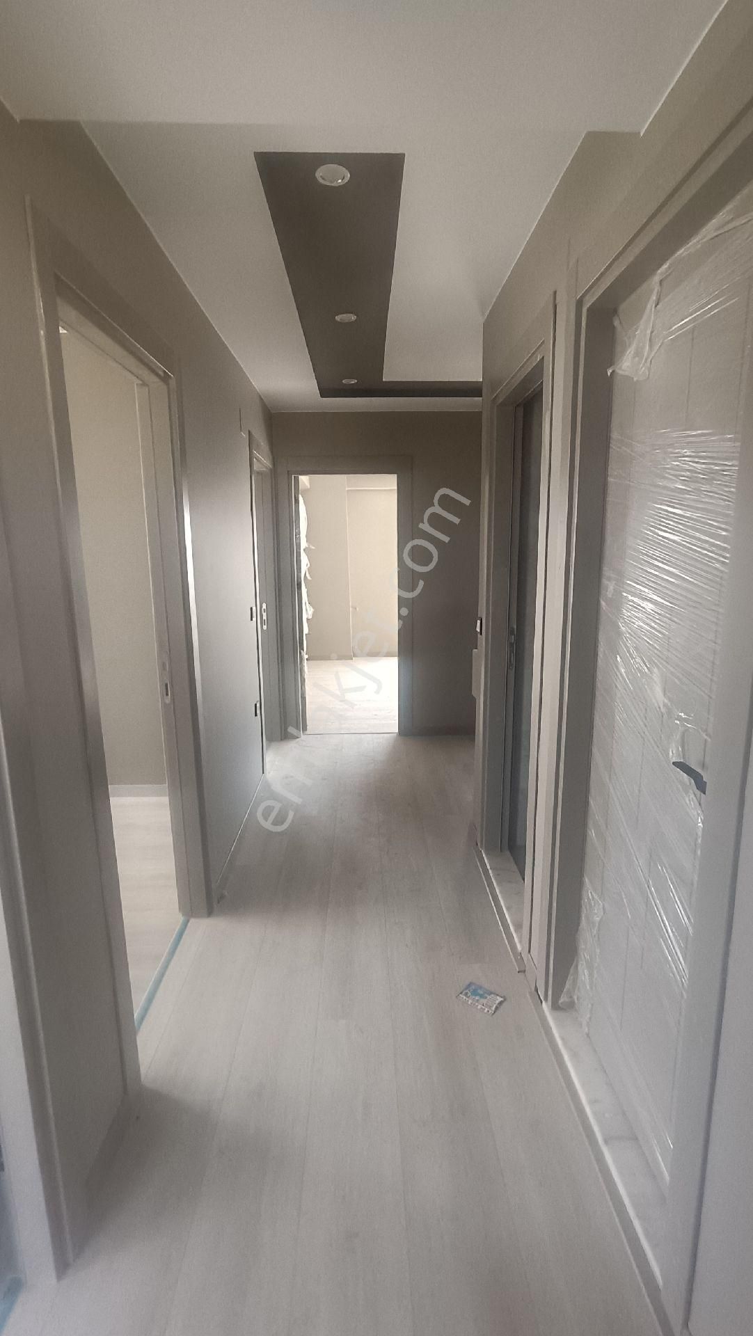 Osmangazi Mahallesinde Site İçerisinde 3+1 Kapalı Mutfak Kombili Kiralık Daire - Görsel 11