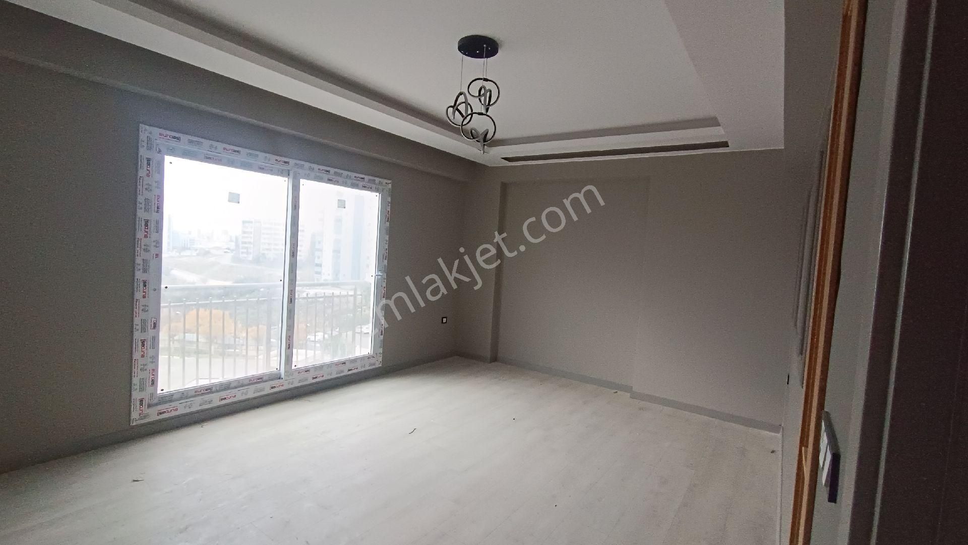 Osmangazi Mahallesinde Site İçerisinde 3+1 Kapalı Mutfak Kombili Kiralık Daire - Görsel 5