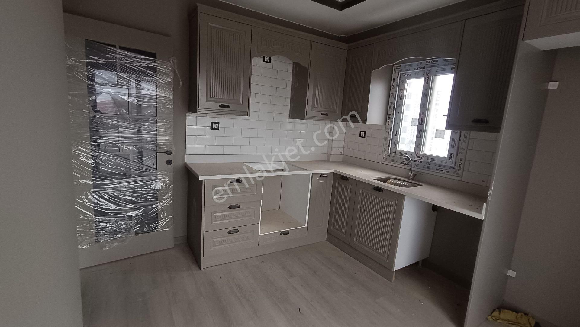 Osmangazi Mahallesinde Site İçerisinde 3+1 Kapalı Mutfak Kombili Kiralık Daire - Görsel 9