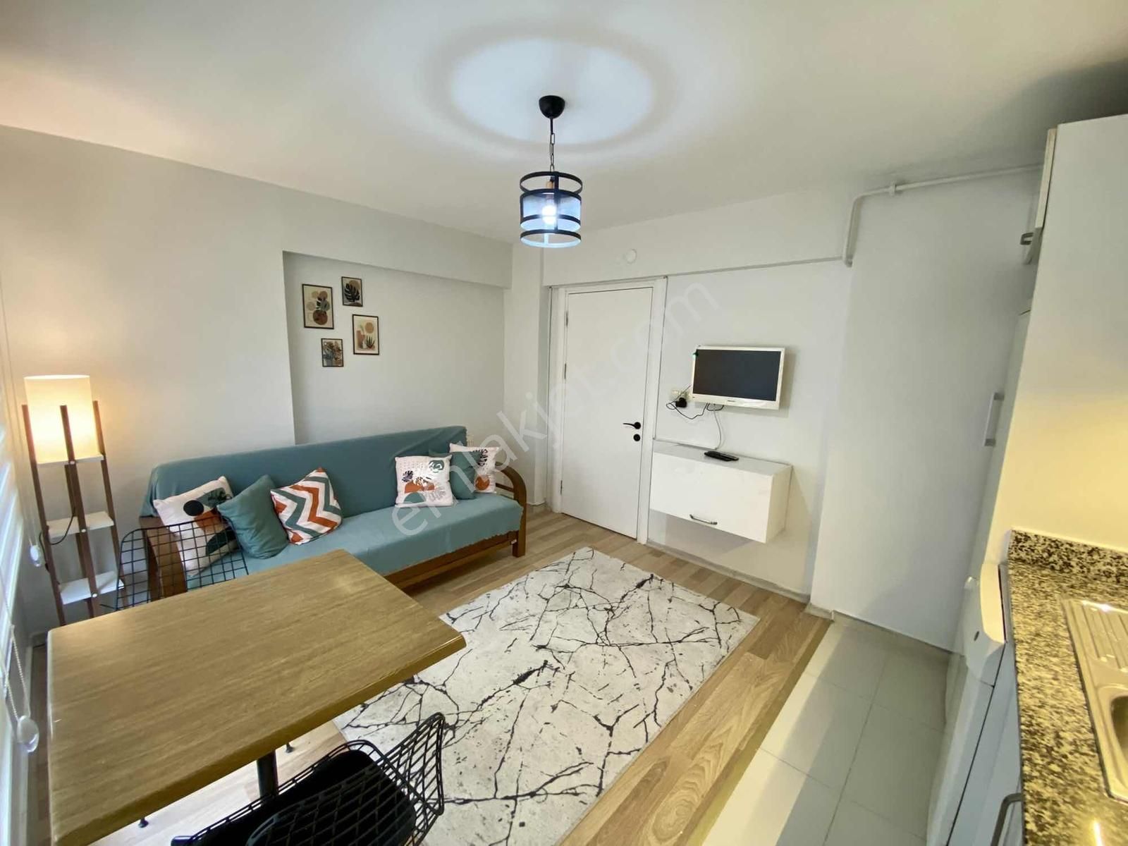 Mavi Durak Yakını,bahçe Katı 2+1 Eşyalı Kiralık Daire - Görsel 16