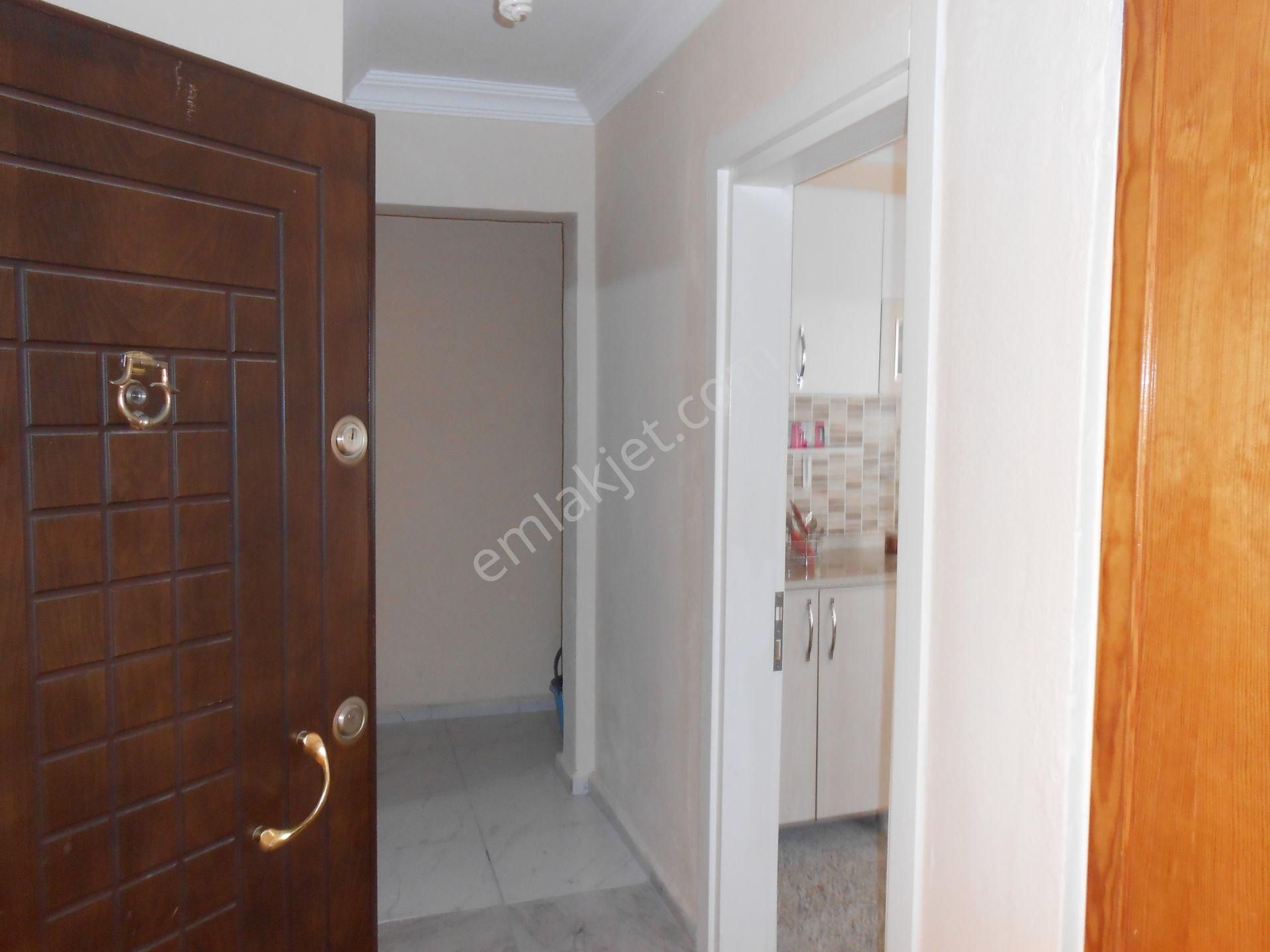 Eşyalı 2 Adet 1+1(tek Kontrat.32.000tl.tek Verilmez!! )açıklama Kısmını Okuyun - Görsel 3