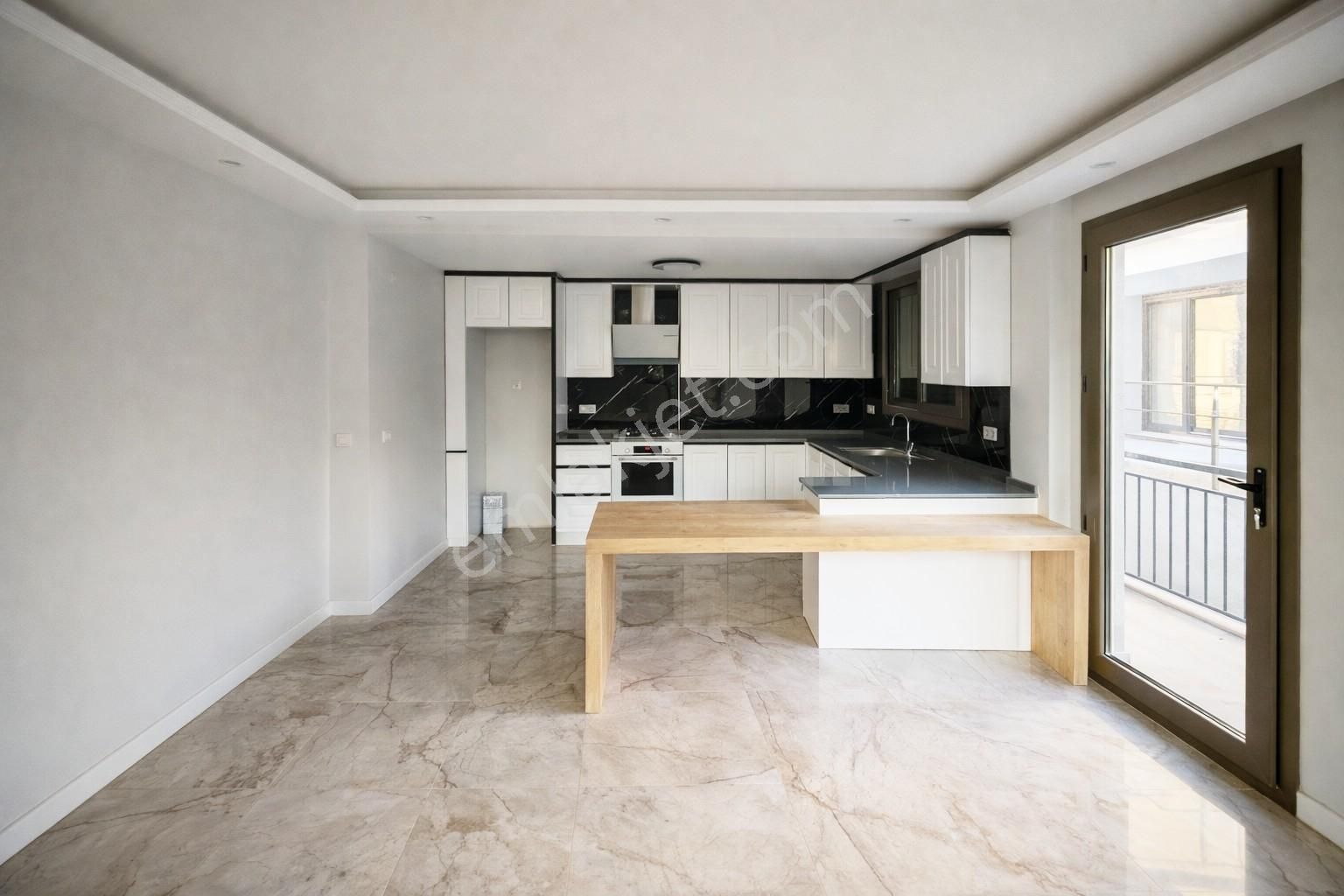 Seferihisar'da Kullanışlı Ve Sıfır, Denize Yakın 3+1 Villa - Görsel 19