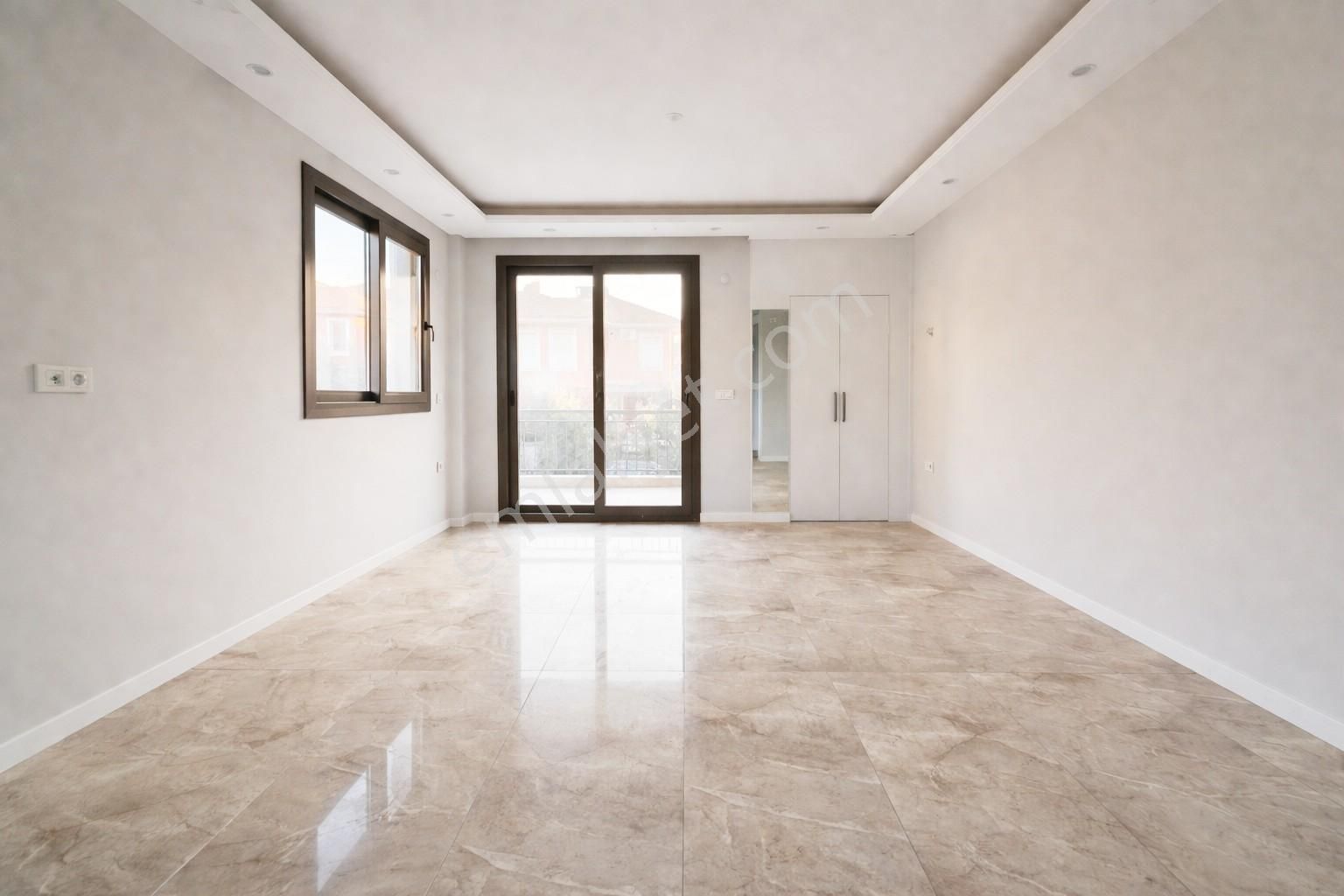 Seferihisar'da Kullanışlı Ve Sıfır, Denize Yakın 3+1 Villa - Görsel 20