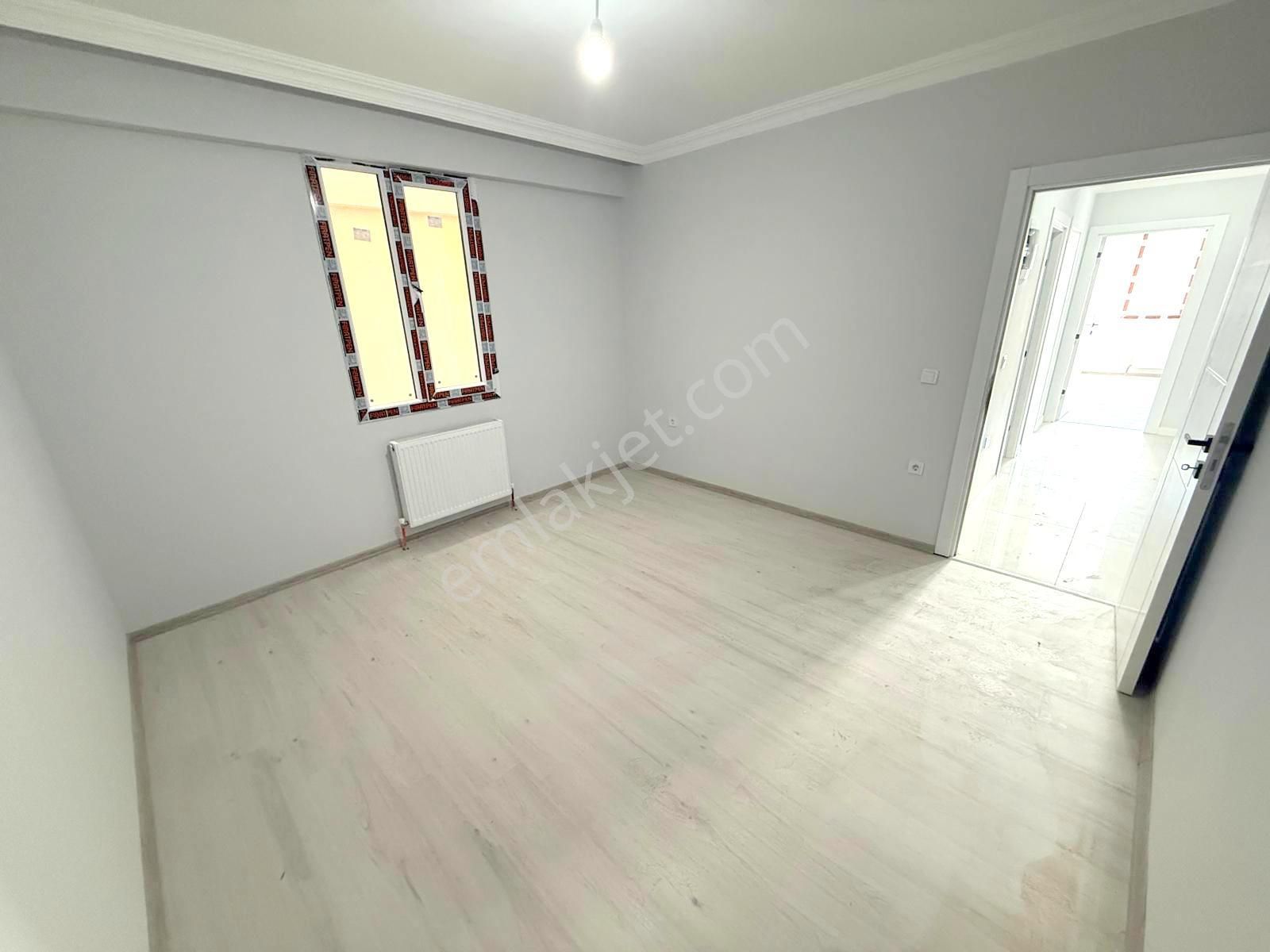 Yıldız Dan Sıfır Kredili 3+1 Cadde Üzeri Önü Açık Daire - Görsel 4