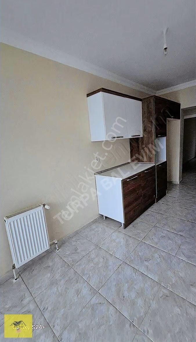 Çiğli Evka-5 Te 2+1 Satılık Daire! - Görsel 5