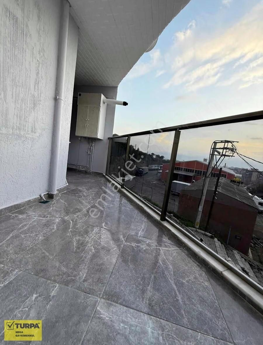 Emek Mah Manzaralı Çaykur Yakını Tadilatlı 3+1 Satılık Daire - Görsel 19