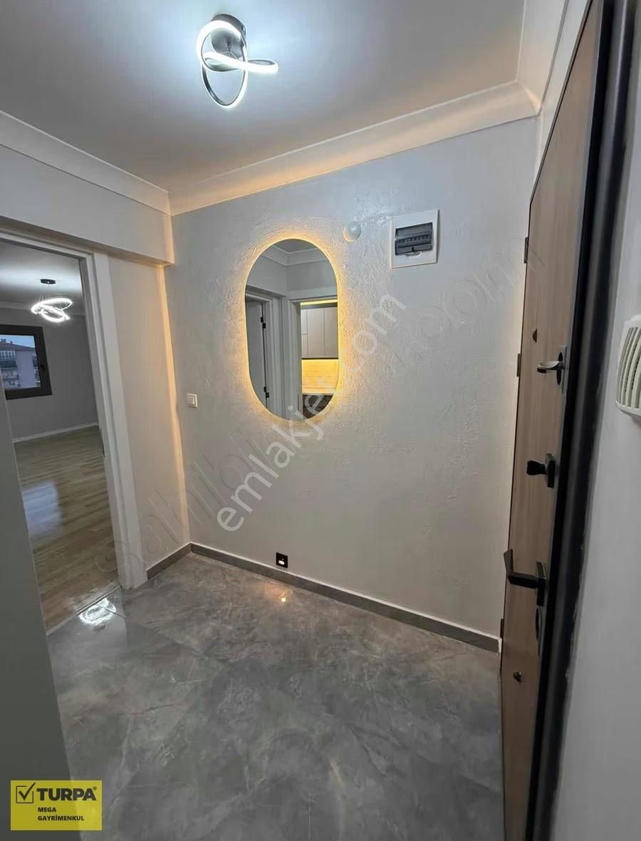 Emek Mah Manzaralı Çaykur Yakını Tadilatlı 3+1 Satılık Daire - Görsel 17