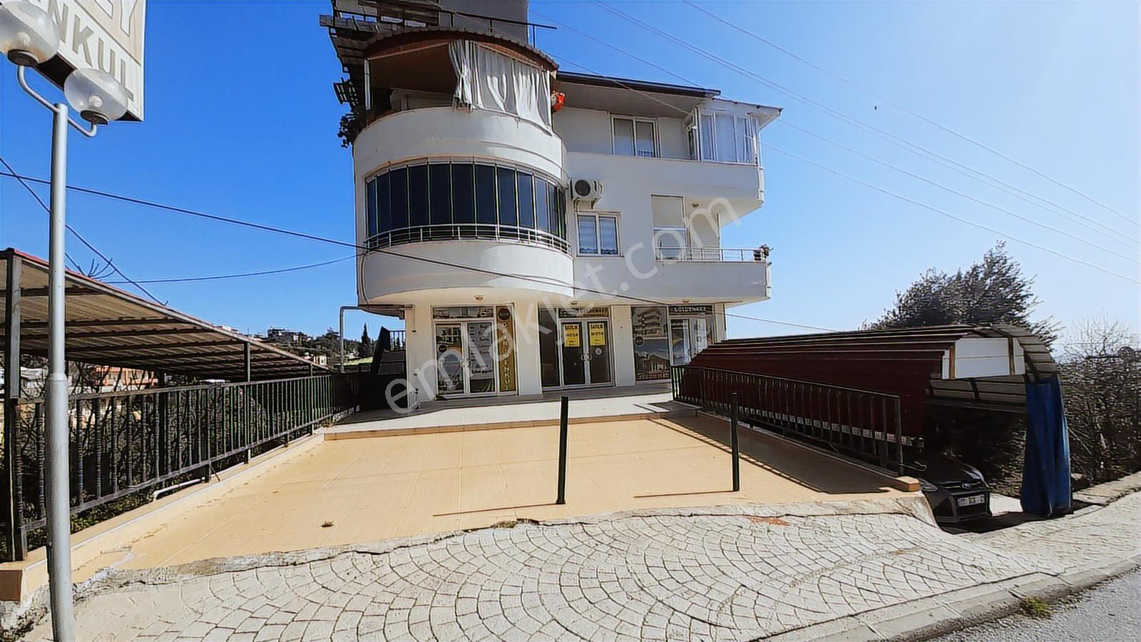 *buluklu'da Tam Merkezi Cadde Üzeri 6 Adet 400 M2 Satılık Dükkan